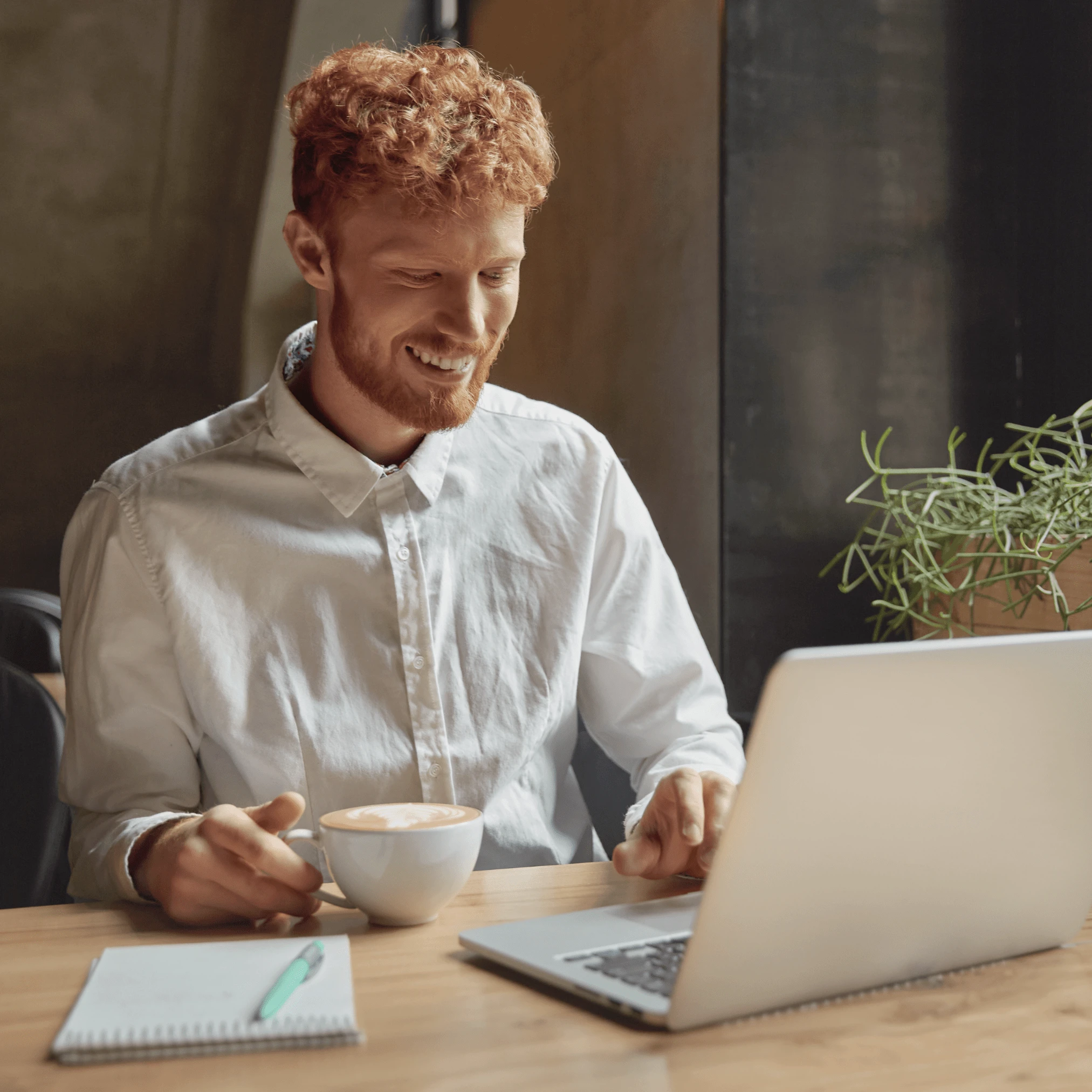 Mann sjekket ut sikkert på nett med Click to Pay