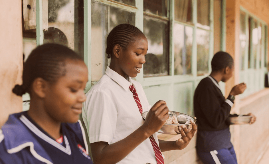 skoleelever hos zelmerlöw & björkmann foundation